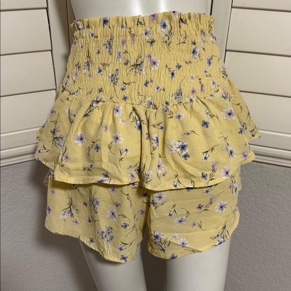 Blashe Floral Ruffled Skort - Picture 6 of 10